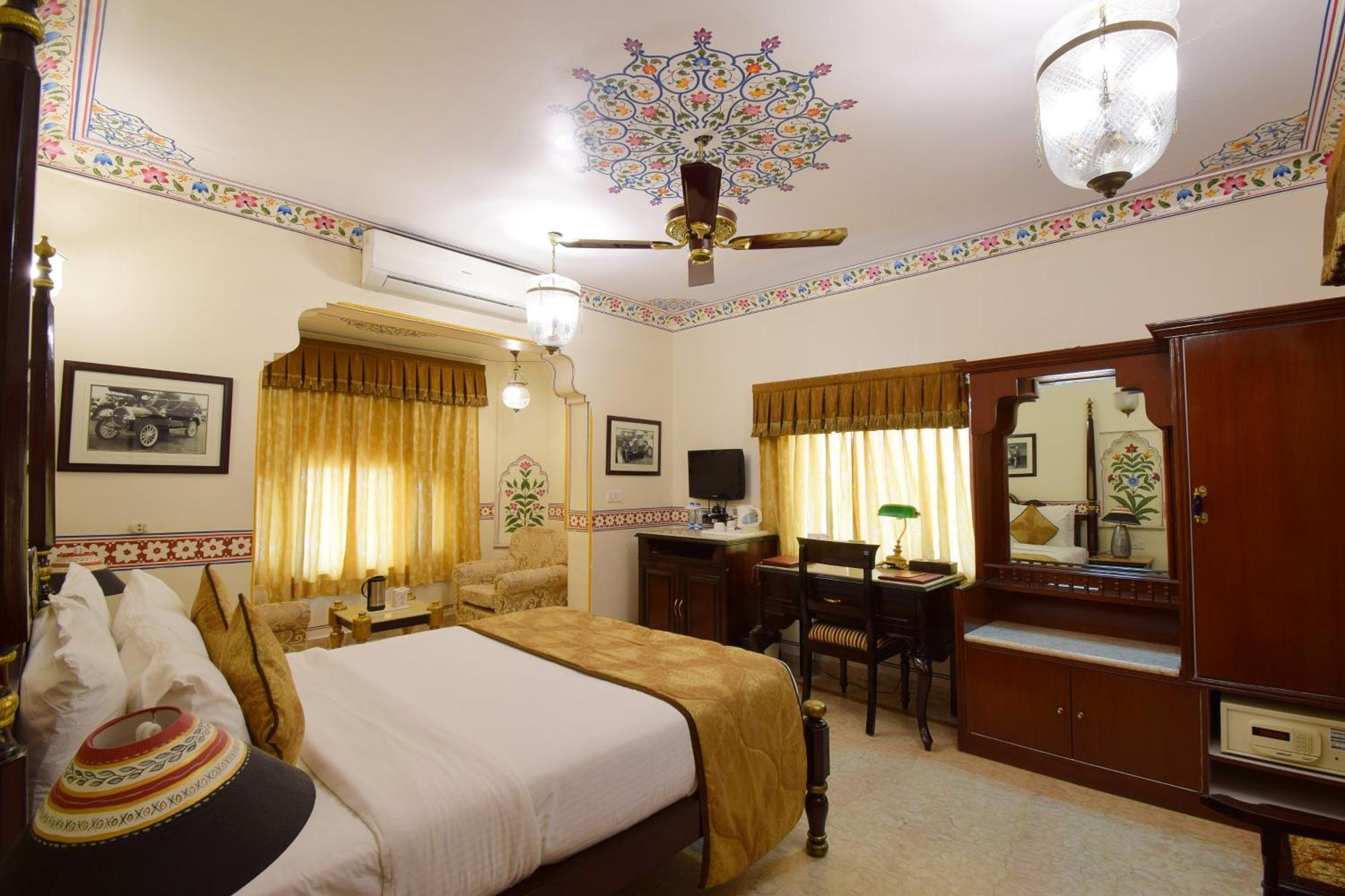 Royal Deluxe Family pickup on arrival from train or bus station Enjoy a daily Rajasthani dance & music show from 7–9 PM swimming pool a dedicated travel desk to assist local sightseeing tours intercity travel arrangements & activit