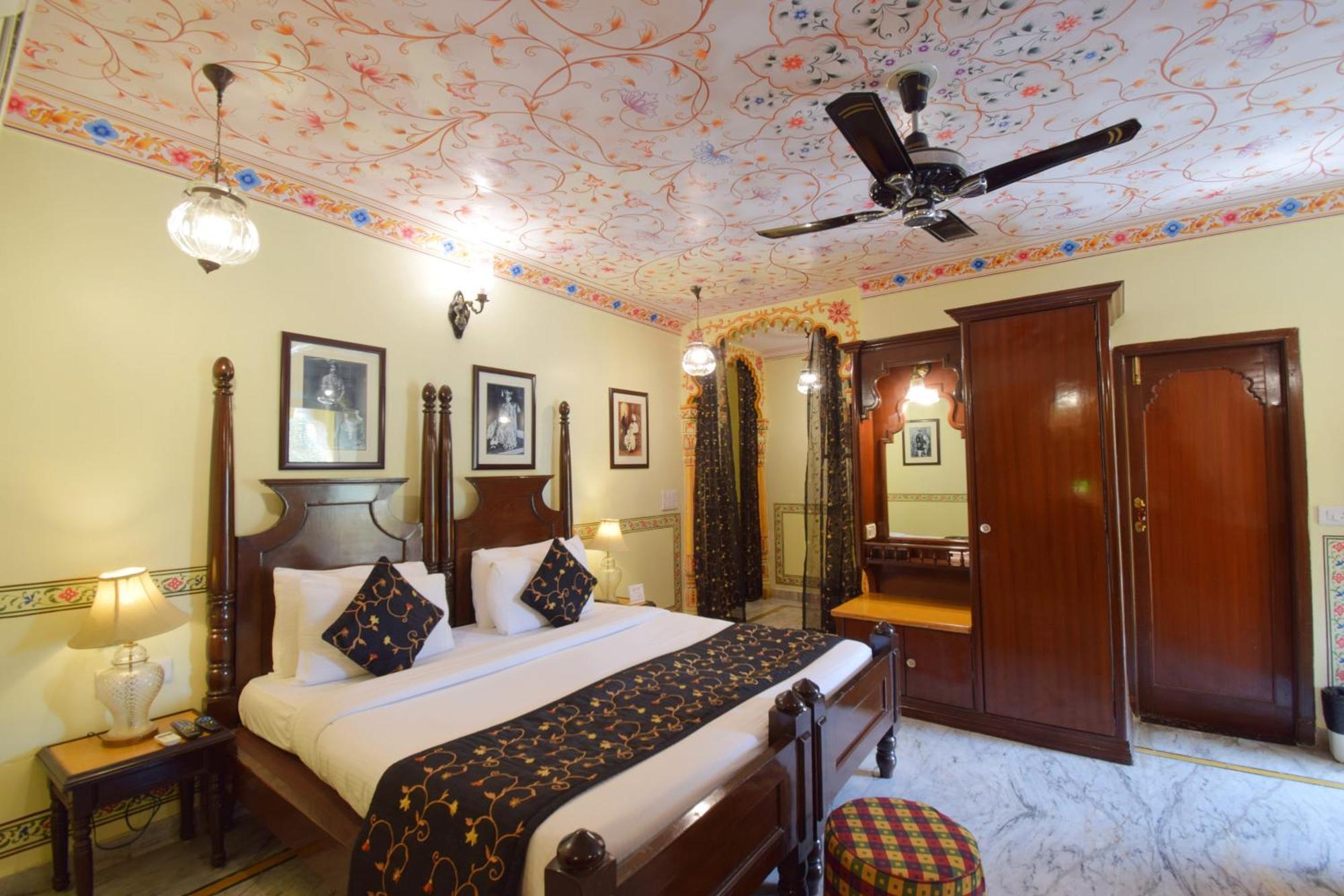Royal Suite pickup on arrival from train or bus station Enjoy a daily Rajasthani dance & music show from 7–9 PM swimming pool a dedicated travel desk to assist local sightseeing tours intercity travel arrangements & activities