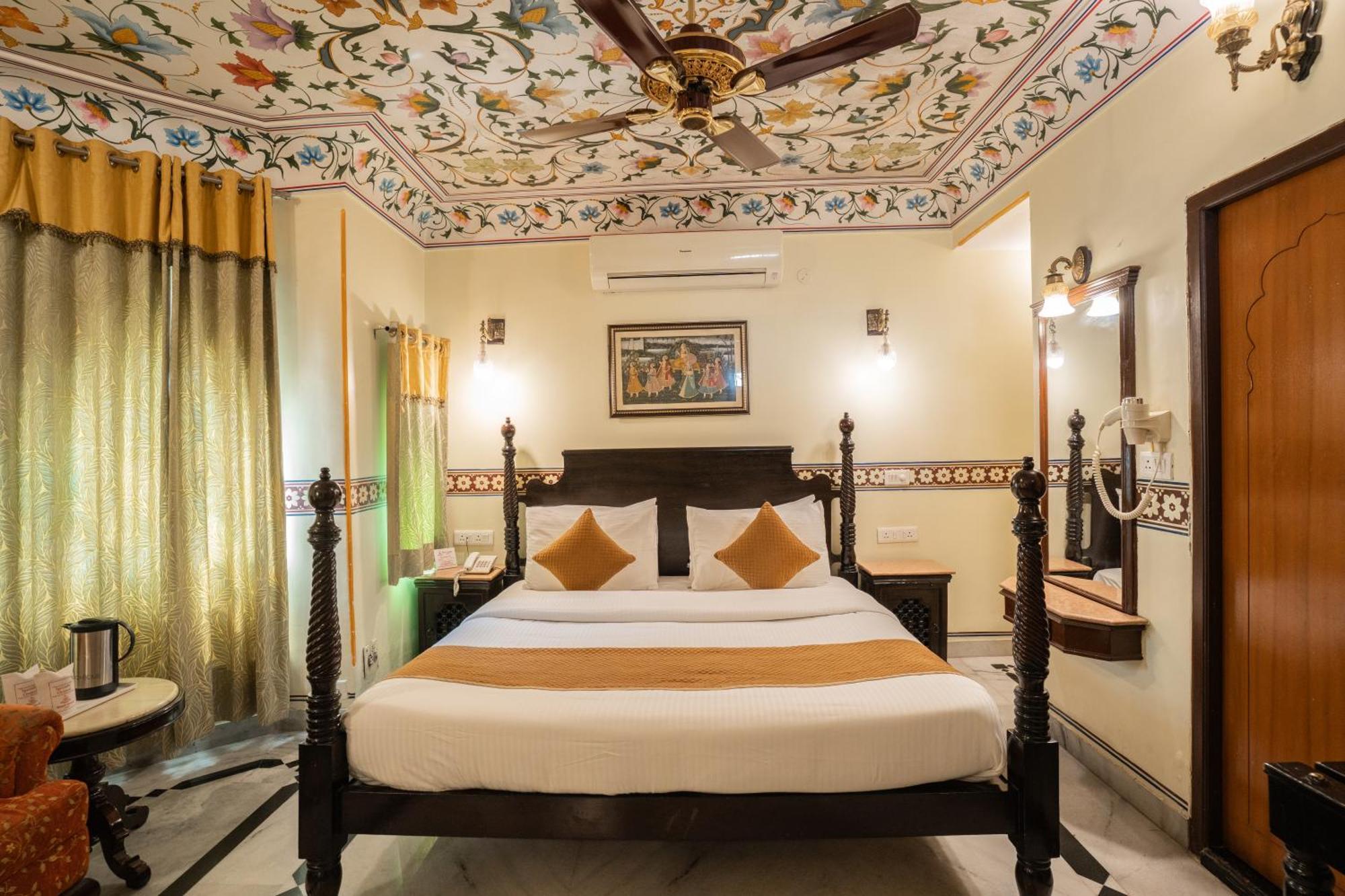 Royal Deluxe Family pickup on arrival from train or bus station Enjoy a daily Rajasthani dance & music show from 7–9 PM swimming pool a dedicated travel desk to assist local sightseeing tours intercity travel arrangements & activit